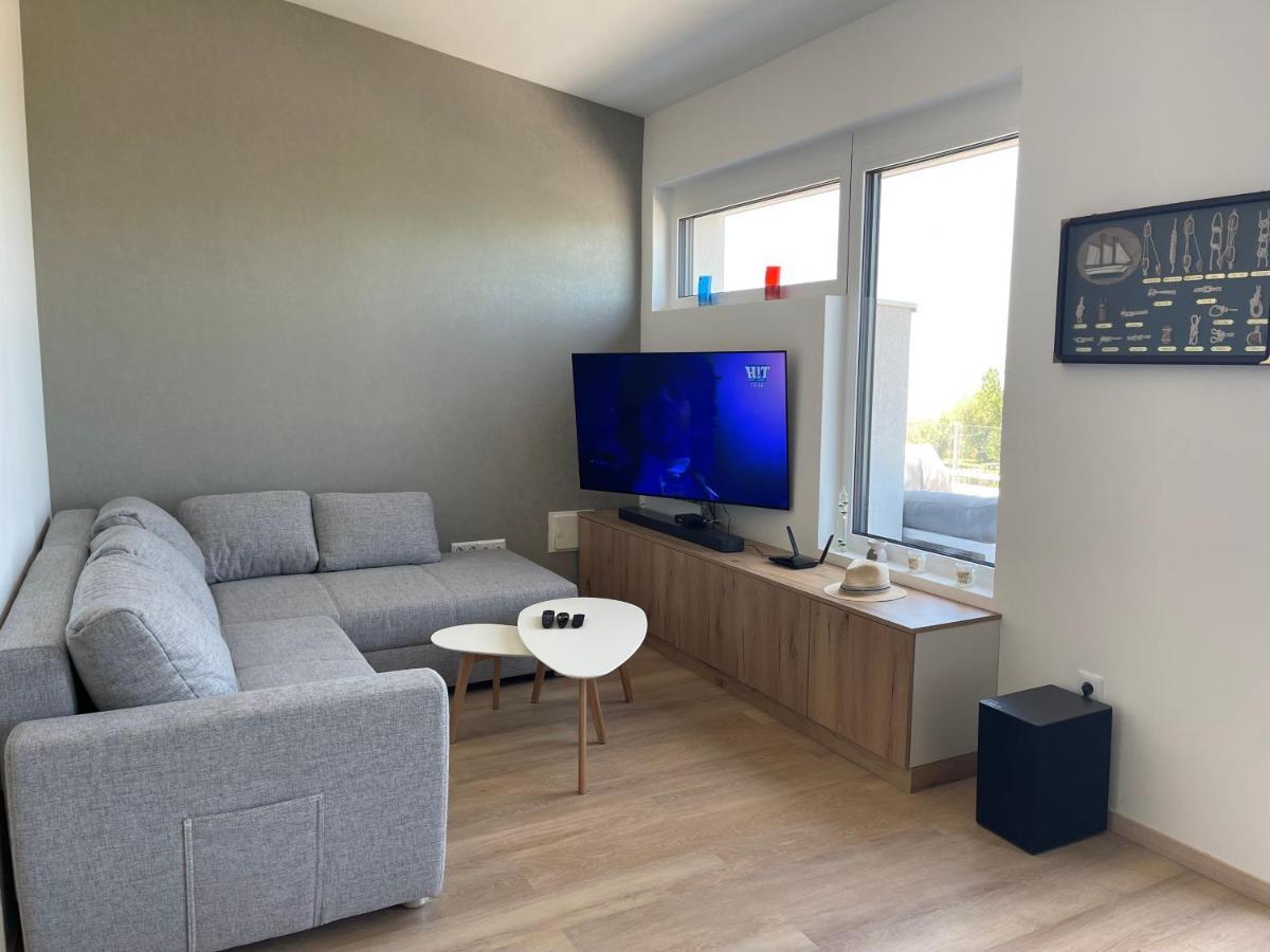 Fenyves Beach Apartman Delux Balatonfenyves Eksteriør billede