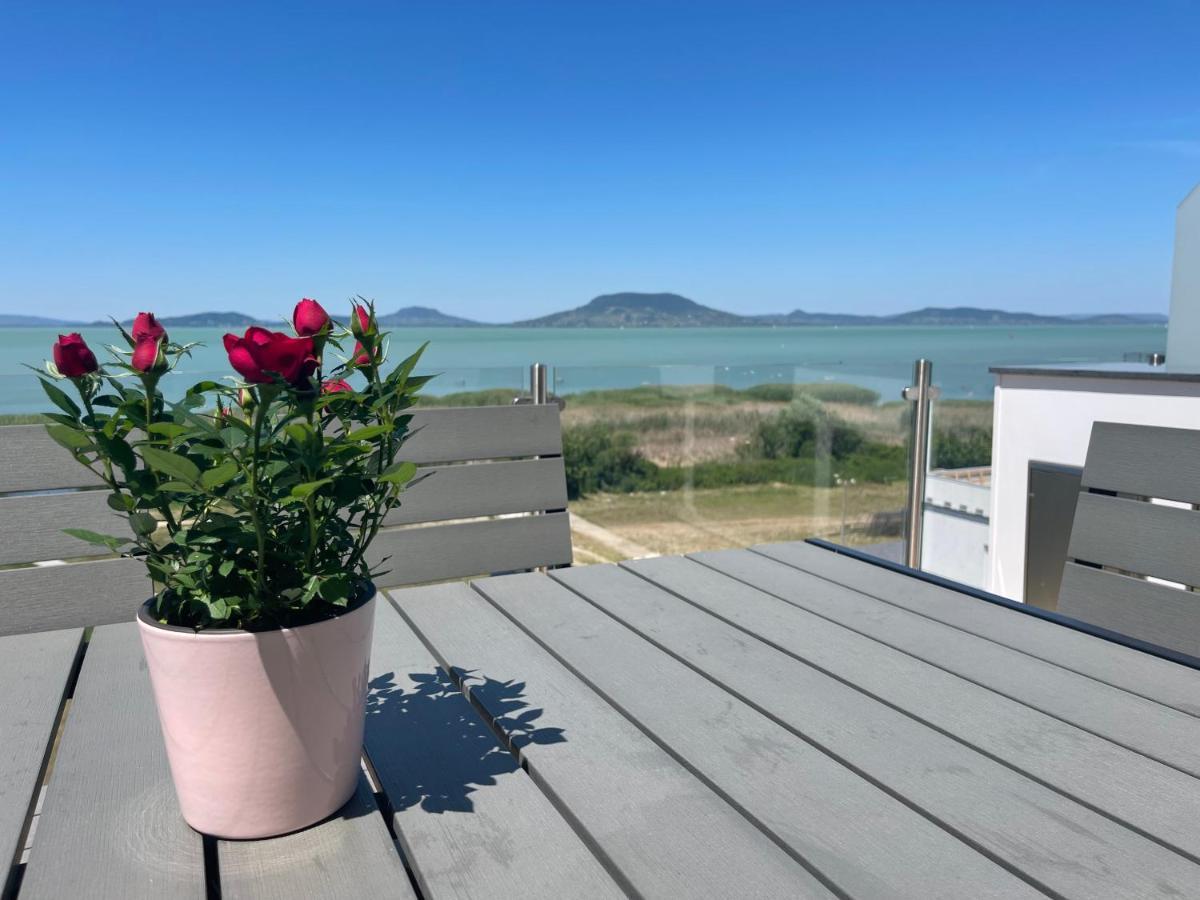Fenyves Beach Apartman Delux Balatonfenyves Eksteriør billede
