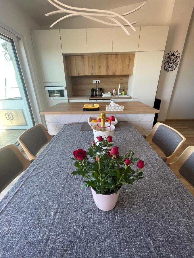 Fenyves Beach Apartman Delux Balatonfenyves Eksteriør billede
