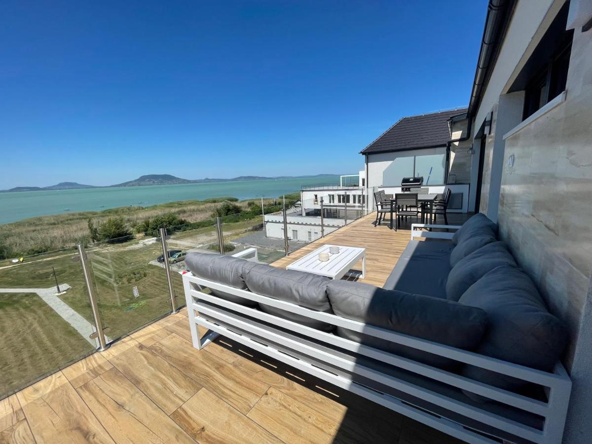 Fenyves Beach Apartman Delux Balatonfenyves Eksteriør billede