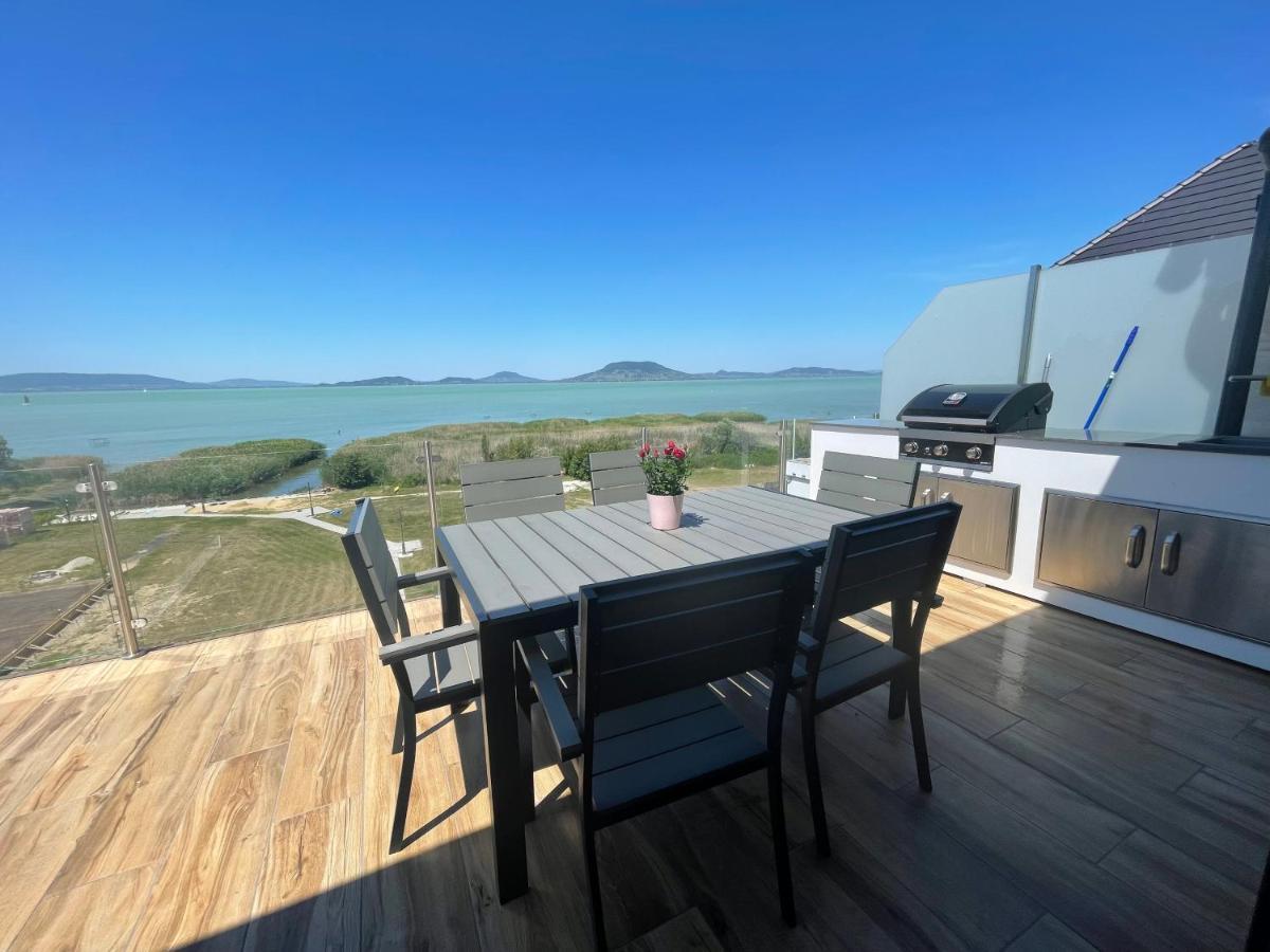 Fenyves Beach Apartman Delux Balatonfenyves Eksteriør billede